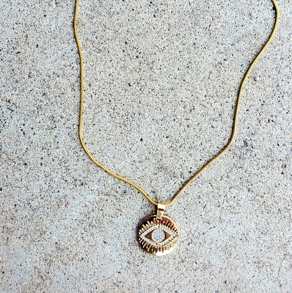 New Rhinestone Evil Eye Protection Gold Necklace. - Picture 7 of 16